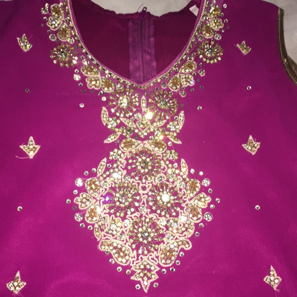 Beautiful Bollywood lahnga Set size 6 - Picture 3 of 8